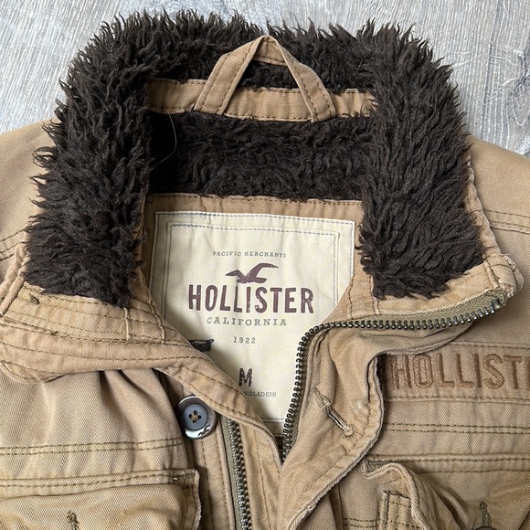 Men’s Hollister faux fur lined Military Utility Carpinteria Jacket - Picture 5 of 7